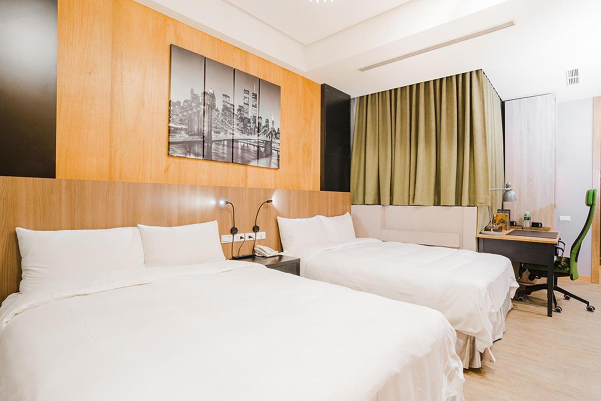 Royal Rose Hotel Ximen Taipei Room photo